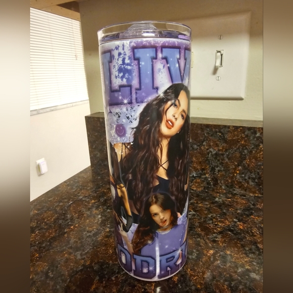 💥NEW! Olivia Rodrigo Tumbler - Picture 7 of 7
